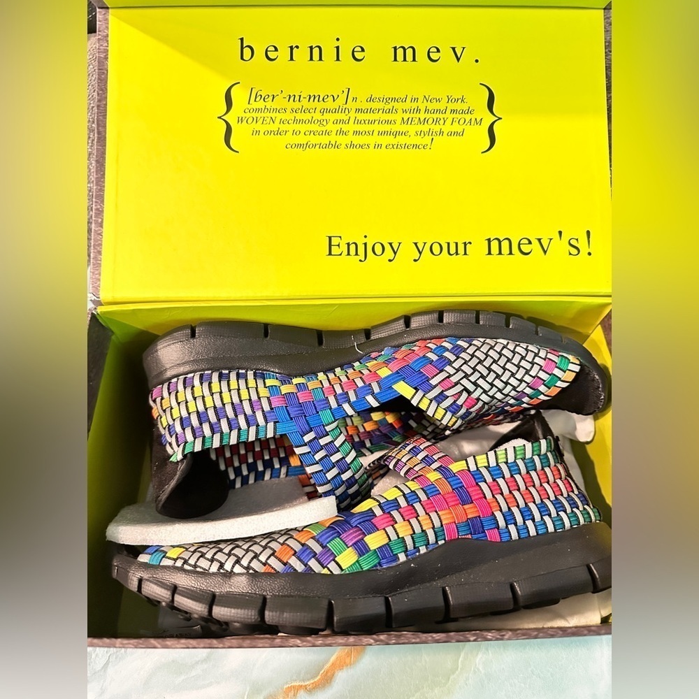 Bernie Mev - New - Colorful Woven Sandals - Picture 2 of 6